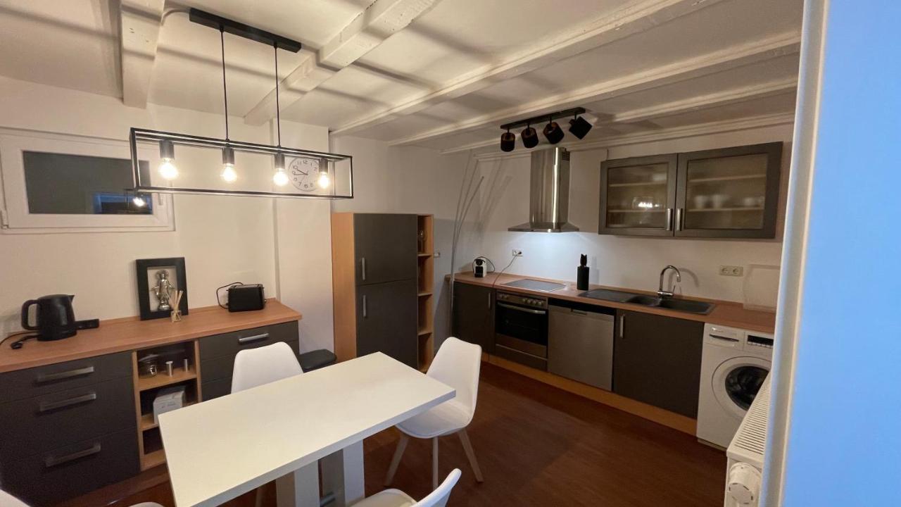 Апартаменты Oase Im Gruenen Hinterhof, Eg, Ruhe, Terrasse, Carport, Free Paytv, Kaffee&Tee, Fahrraeder Дуйсбург Экстерьер фото